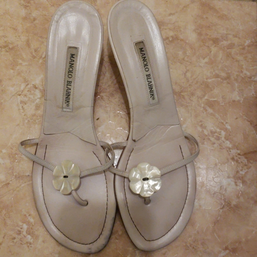 Manolo Blahnik Kitten Heel Thong Shoes